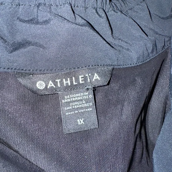 Athleta Black Cape Jacket Relaxed Fit - Picture 2 of 8